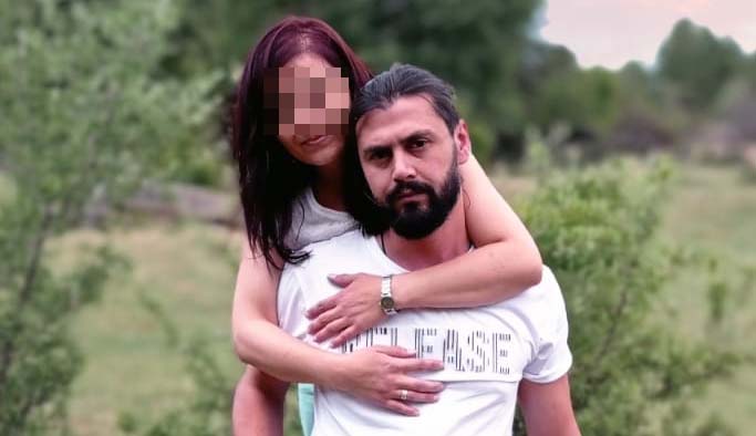 Uşak'ta cinnet getiren karısı tarafından bıçaklanan iddia edilen Yaşar Akbulut, hayatını kaybetti