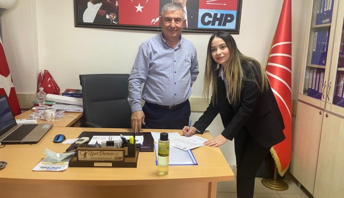 Genç Avukat Dilara Erdoğan, Uşak CHP'ye katıldı