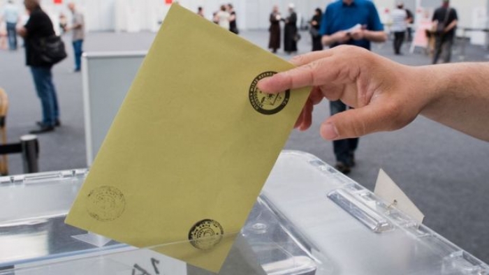 Son seçim anketine göre Uşak'taki hangi parti ne kadar oy alıyor?