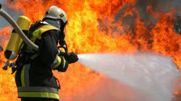 Uşak'taki ev yangınında 42 yaşındaki adam hayatını kaybetti