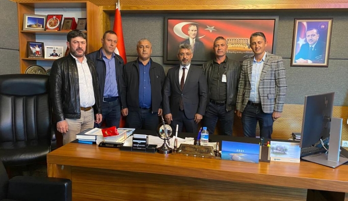 Muhtarlar, Uşak Milletvekili Altay'ı TBMM'de ziyaret ettiler